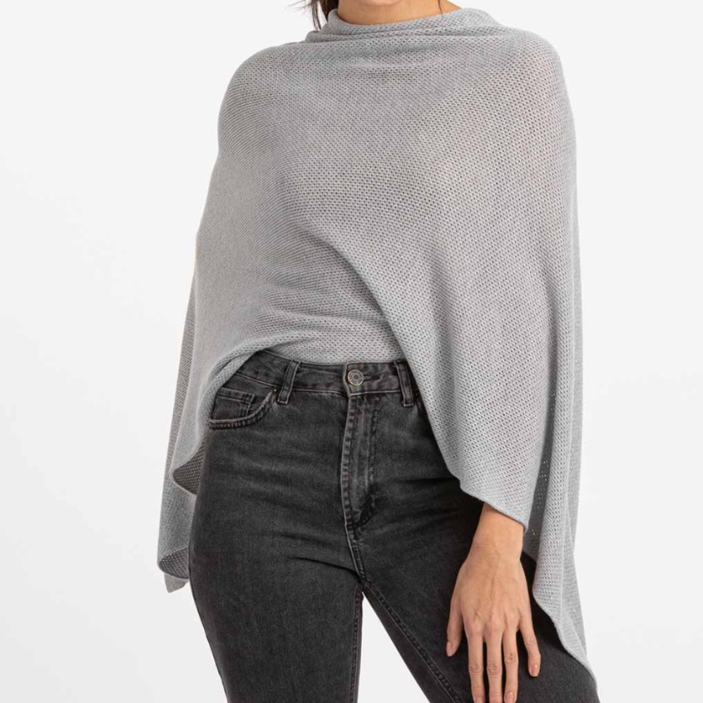 Grey cocoon breastfeeding cover